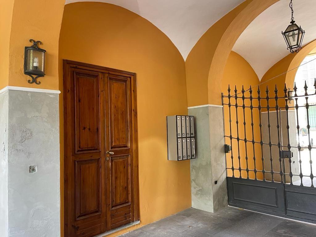 Apartmán Minimal Loft In Centro A Piacenza Exteriér fotografie